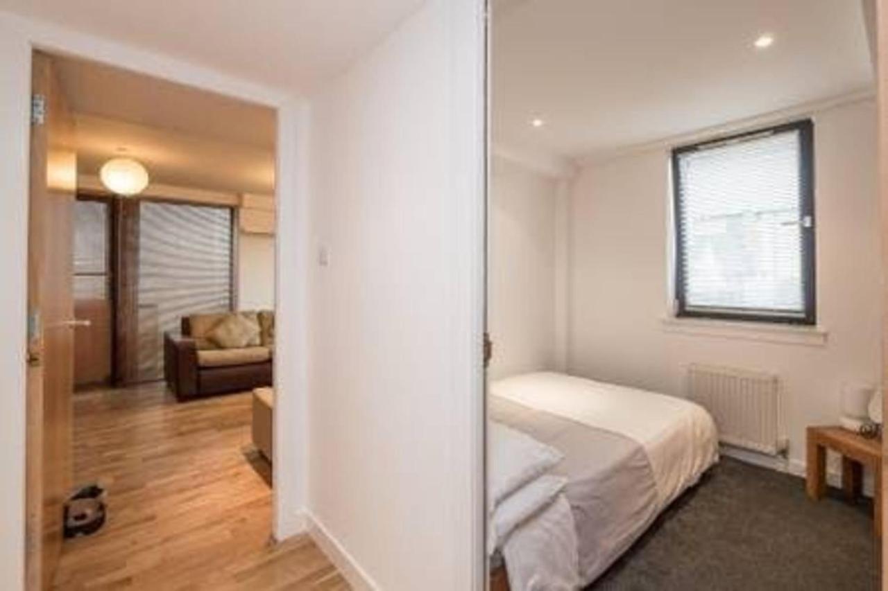 Апартаменты Modern Flat In The Middle Of Old Town Эдинбург Экстерьер фото