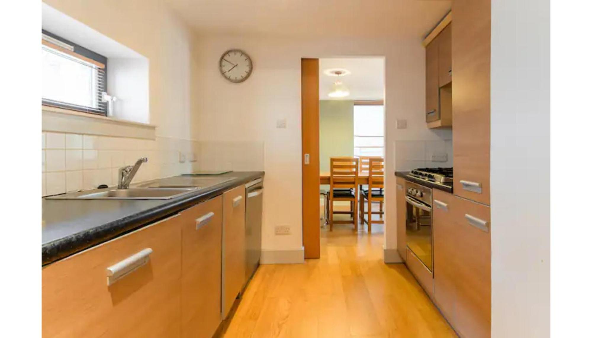 Апартаменты Modern Flat In The Middle Of Old Town Эдинбург Экстерьер фото
